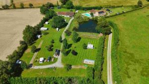 camping naturiste campagne